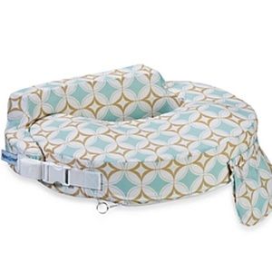 Nursing Support Pillow in Aqua Geometric Print